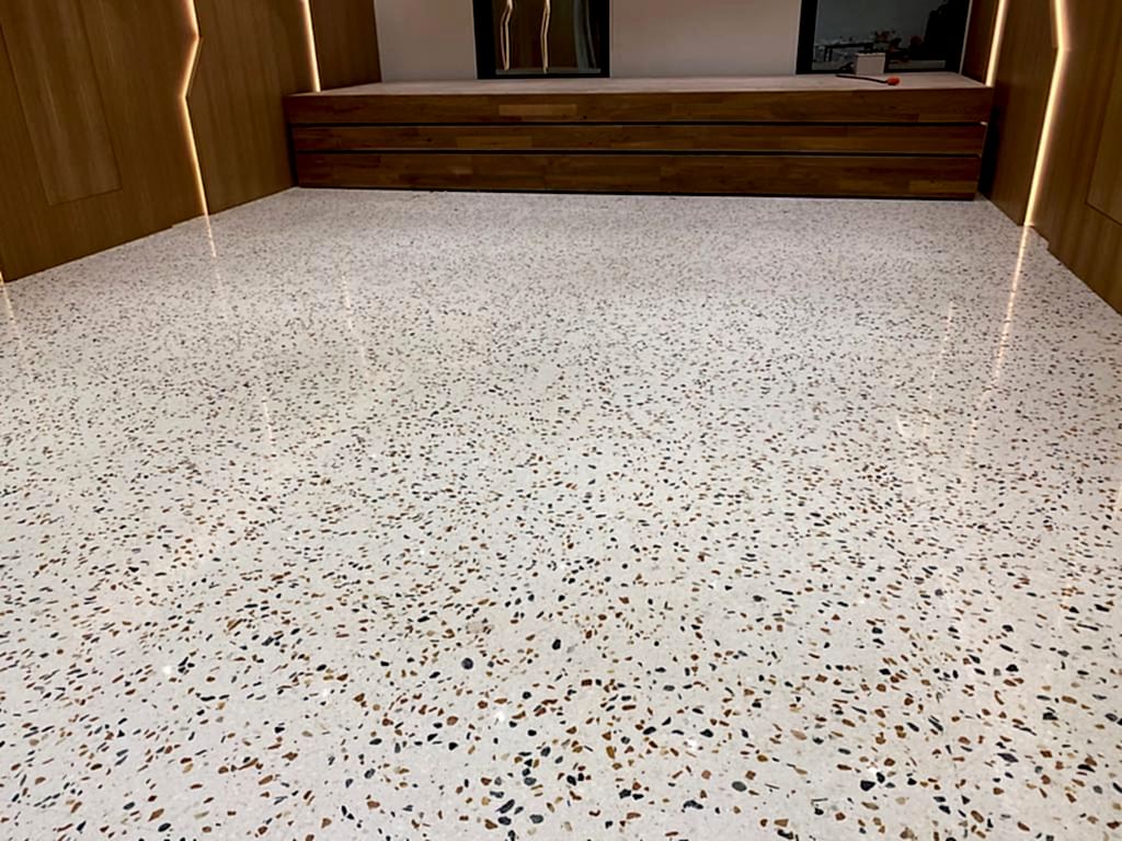 Agglotech terrazzo zemin uygulaması Art Zemin